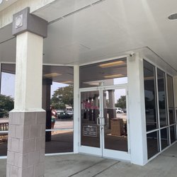 Opal Waxing - Entrance