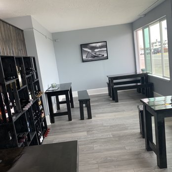 Westhaven Wines - Seating area - Wine Bars Near Me - Westport, Washington Westhaven Wines - Seating area - Wine Bars Near Me - Westport, Washington