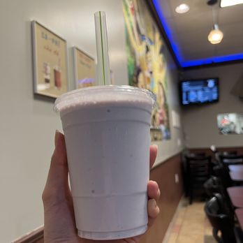 VinBun Vietnamese Bistro - Taro Smoothie, very rich and thick. - Vietnamese Near Me - Middletown, Kentucky VinBun Vietnamese Bistro - Taro Smoothie, very rich and thick. - Vietnamese Near Me - Middletown, Kentucky