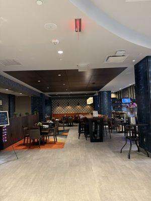Cambria Hotel Downtown-Center City by null