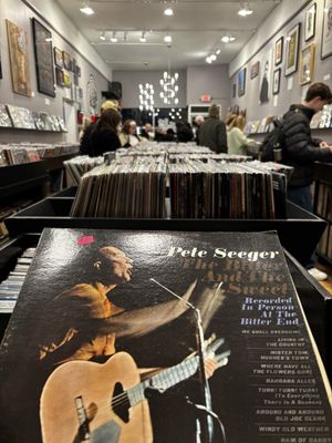 Village Vinyl & Hi Fi by null