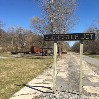 Lehigh Valley Trail - Where the North/South Trail meets the East/West Trail - Hiking Near Me - Rochester, New York
