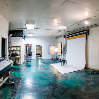 Sunyata Studios - Main studio area - Session Photography Near Me - Oakland, California
