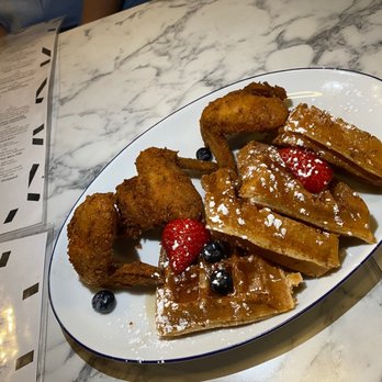 Breakfast At Barneys - Chicken and Waffles - Breakfast & Brunch Near Me - Atlanta, Georgia Breakfast At Barneys - Chicken and Waffles - Breakfast & Brunch Near Me - Atlanta, Georgia