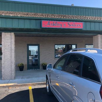 Ashley's Salon - Day Spas Near Me - Poplar Grove, Illinois
