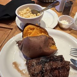 Texas Roadhouse - 6 oz sirloin, sweet potato, and yummy Mac & cheese.