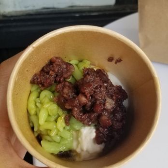 Kuih Cafe - Desserts Near Me - New York, New York Kuih Cafe - Desserts Near Me - New York, New York