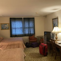 Lewisburg Hotel - Rundown, old and smelly. This was before we found the underwear on the chair.