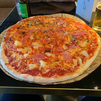L'Osteria - Pizza Near Me - Berlin, BE