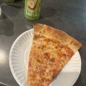 Joe's Pizza - Pizza Near Me - Miami, Florida