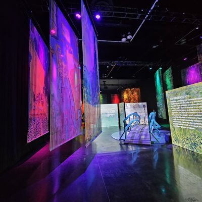 Oregon Convention Center by null