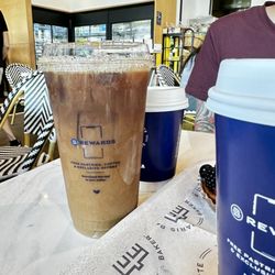 Paris Baguette - Beverages and some pastries.