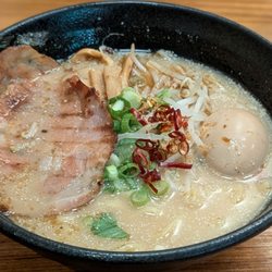Garlic Tonkotsu Shoyu Ramen
