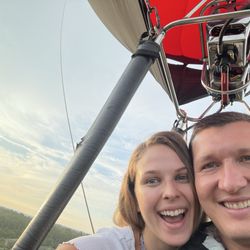 Big Red Balloon Sightseeing Adventures