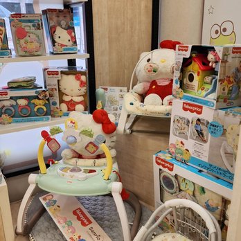 サンリオ 西銀座店 非売品 キティ 缶バッジ 日本土産 サンリオ