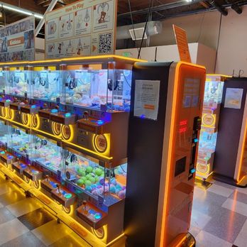 Tokyo Central - The Claw! - International Grocery Near Me - Gardena, California