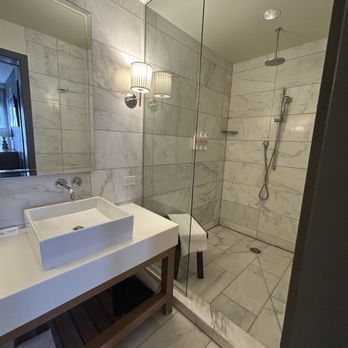 Andaz Napa - Andaz Junior suite - Hotels Near Me - Napa, California