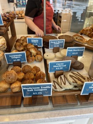 Carlton Bakery by null