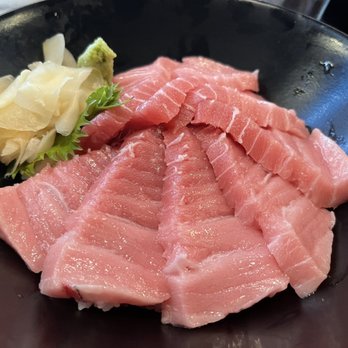 Waraku - Chu-toro bowl. Get this! - Izakaya Near Me - Torrance, California Waraku - Chu-toro bowl. Get this! - Izakaya Near Me - Torrance, California