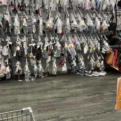 2nd Ave Thrift Superstore