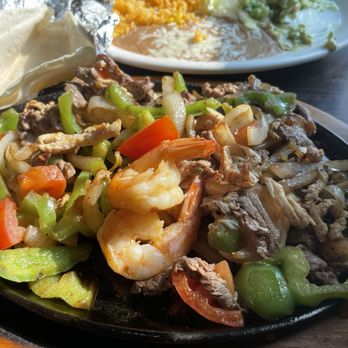 Mi Pueblo Mexican Restaurant - Fajitas - Mexican Near Me - Chamberlain, South Dakota Mi Pueblo Mexican Restaurant - Fajitas - Mexican Near Me - Chamberlain, South Dakota