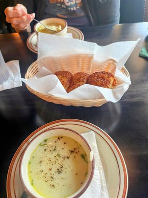 Demos' Restaurant by null