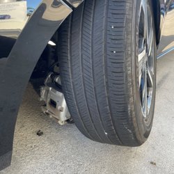 Dollar Car Rental - Mechanical failure - wheel fell off. No accident or incident. They sent bill for $2900.