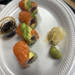 Sakura Cafe - Sushi