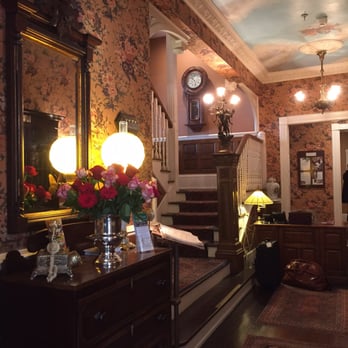 Ballastone Inn - Beautiful reception - Hotels Near Me - Savannah, Georgia