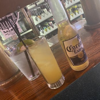 Smokin' Joe's - Tequila & Pineapple Juice and Corona - Bars Near Me - Pittsburgh, Pennsylvania