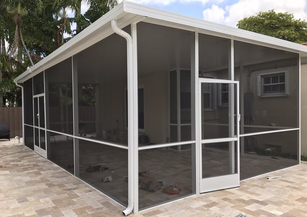 Slide of Screen in Miami