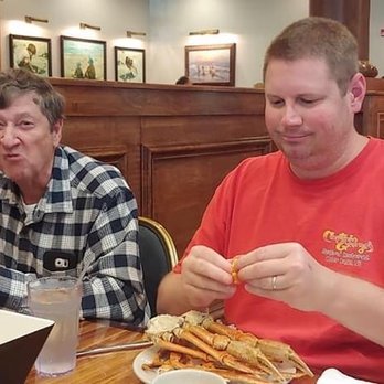 Captain George's Seafood Restaurant - Seafood Near Me - Kill Devil Hills, North Carolina