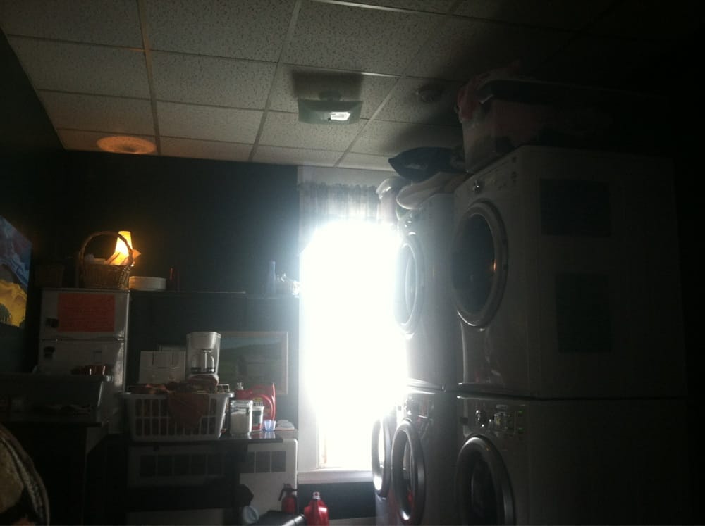 THE LAKESHORE HOUSE Updated June 2024 9 Tenney Hill Rd, Monson, Maine Hotels Phone