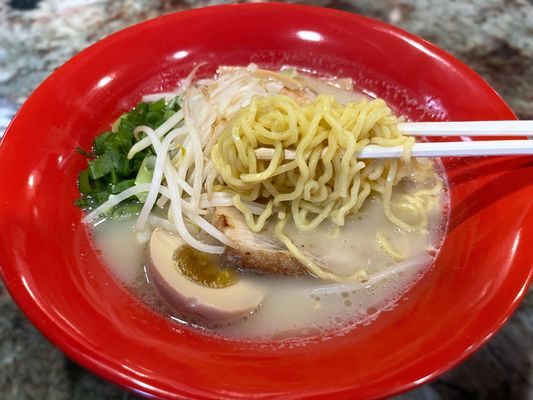 Oishii ramen by null
