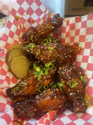 Strut & Dorothy by null