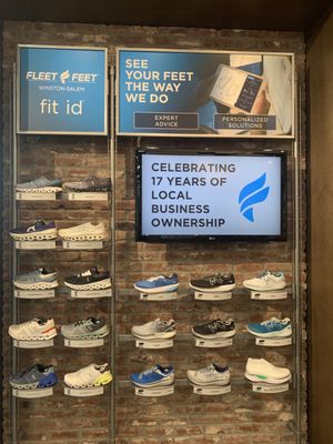 FLEET FEET - Updated July 2025 - 24 Photos & 31 Reviews - 278 Harvey St ...