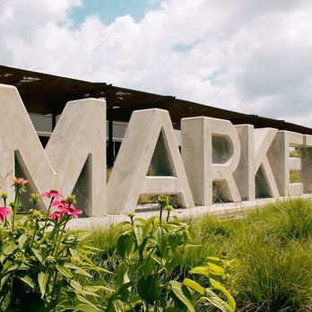 Island Vibes - the entrance to the market - Food Trucks Near Me - Fayetteville, Arkansas