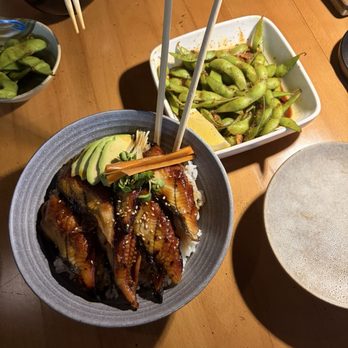 Aria Sushi & Dining - Excellent unagi bowl! - Sushi Bars Near Me - Sherman Oaks, California Aria Sushi & Dining - Excellent unagi bowl! - Sushi Bars Near Me - Sherman Oaks, California