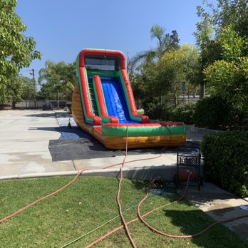 La Pinata Loca Rentals - Water slide jumper - Party Supplies Near Me La Pinata Loca Rentals - Water slide jumper - Party Supplies Near Me