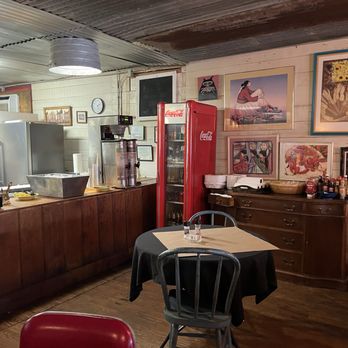 The Cochran General Store - Inside dining - Grocery Near Me - Bellville, Texas The Cochran General Store - Inside dining - Grocery Near Me - Bellville, Texas