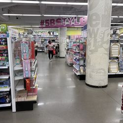 Five Below