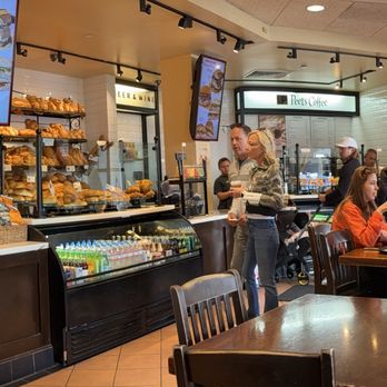 Boudin Bakery & Cafe - Inside - Bakeries Near Me - San Francisco, California Boudin Bakery & Cafe - Inside - Bakeries Near Me - San Francisco, California