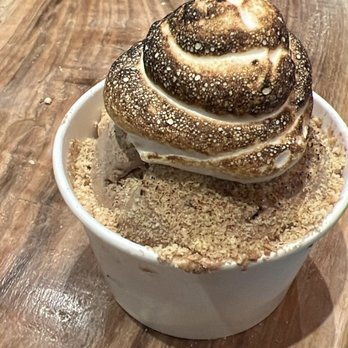 Milkcraft - S'mores Ice cream - Ice Cream & Frozen Yogurt Near Me - New Haven, Connecticut Milkcraft - S'mores Ice cream - Ice Cream & Frozen Yogurt Near Me - New Haven, Connecticut