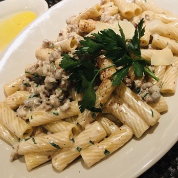 Iannuccilli - Italian Near Me - Cranston, Rhode Island