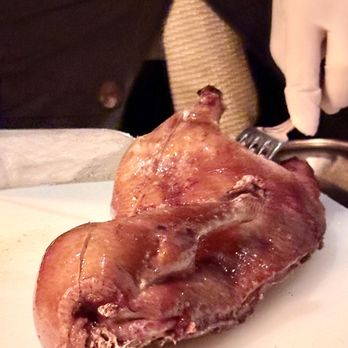 文華廳 - Half Peking Duck. 3 pcs wrapped w scallions, cucumber, hoisin. 3 pcs wrapped w radish, cantaloupe, plum sauce. - Cantonese Near Me - Hong Kong, HK