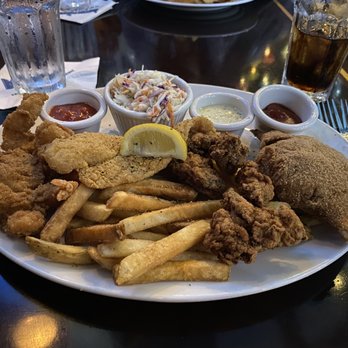Downtown Aquarium - Fried Combination Platter - Museums Near Me - Denver, Colorado Downtown Aquarium - Fried Combination Platter - Museums Near Me - Denver, Colorado