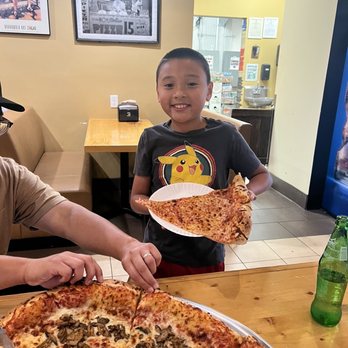 Benny Cavalloni's - Pizza Near Me - Virginia Beach, Virginia Benny Cavalloni's - Pizza Near Me - Virginia Beach, Virginia