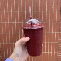 Roots Juice Co & Wellness Studio - Berry Bomb Smoothie