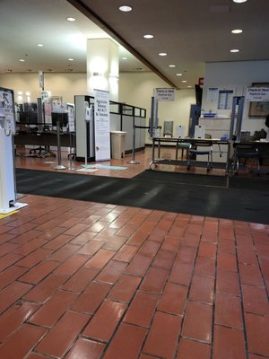 Zuckerberg San Francisco General Hospital and Trauma Center by null