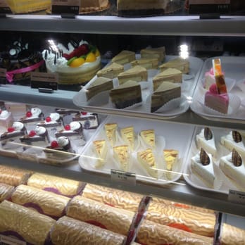 Sheng Kee Bakery - Cake display - Bakeries Near Me - Berkeley, California Sheng Kee Bakery - Cake display - Bakeries Near Me - Berkeley, California
